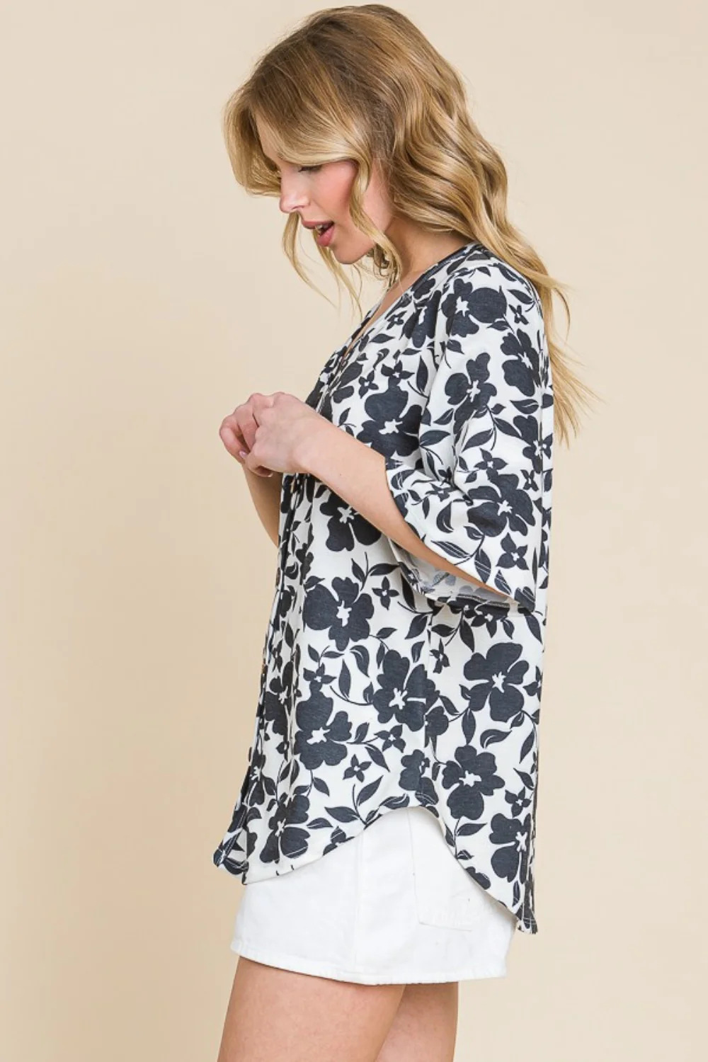 BOMBOM Floral Decorative Button V-Neck Top - Image 3