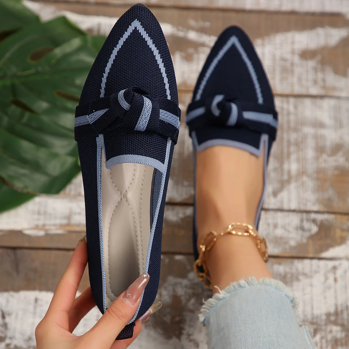 Bow Contrast Trim Point Toe Loafers - Image 13