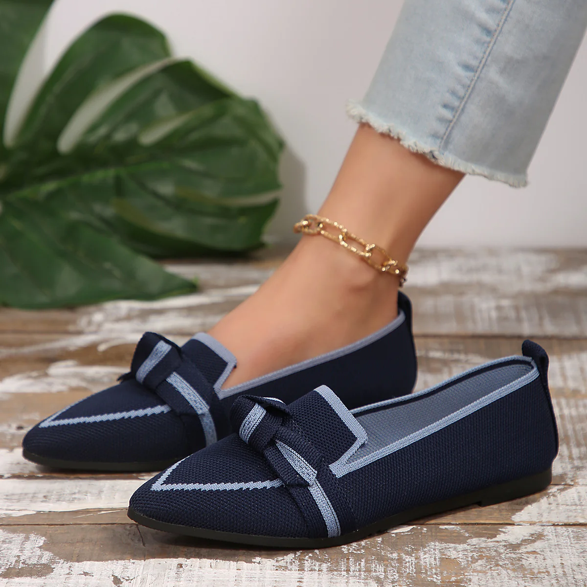 Bow Contrast Trim Point Toe Loafers - Image 14