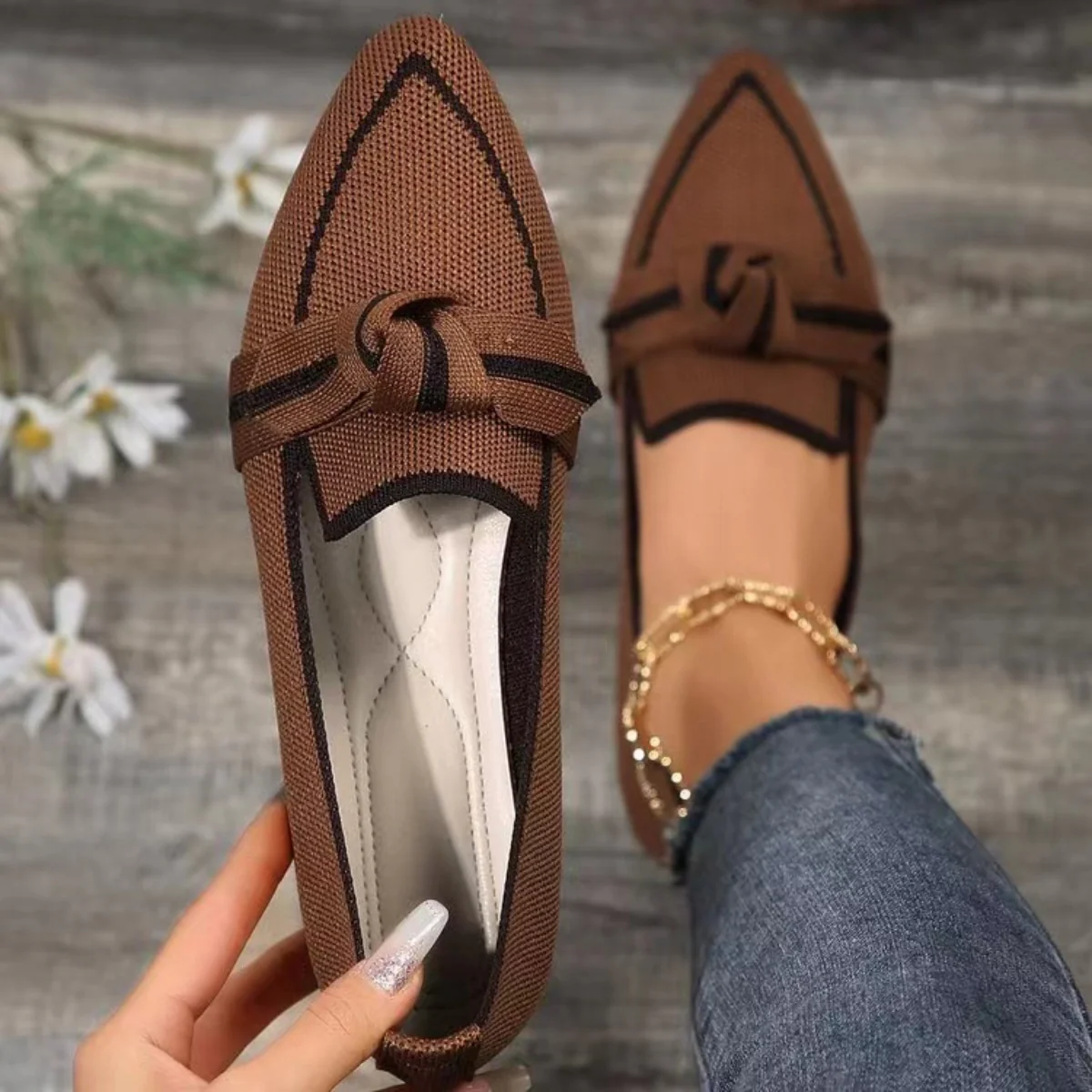 Bow Contrast Trim Point Toe Loafers - Image 7