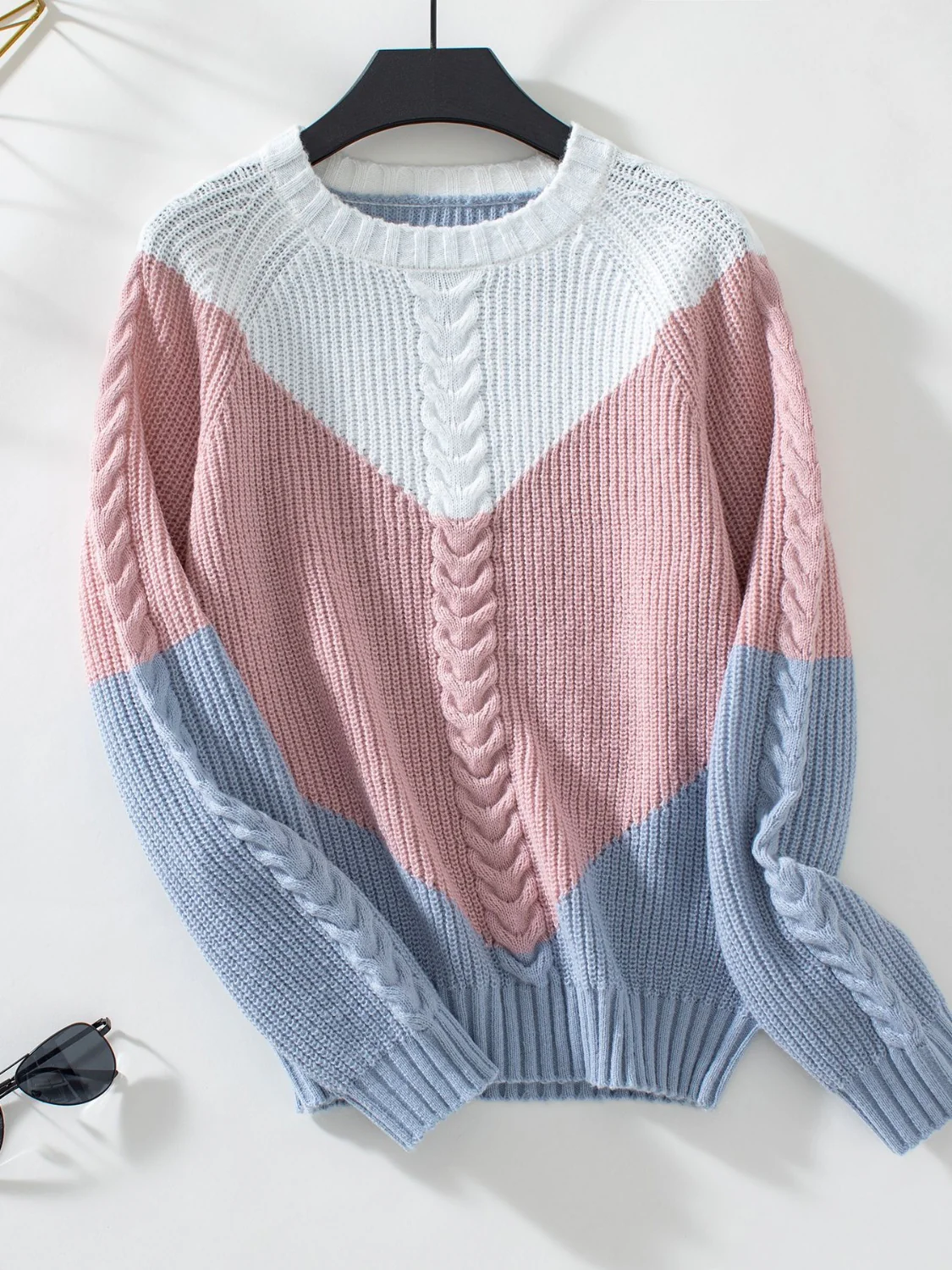 Color Block Round Neck Long Sleeve Sweater - Image 8