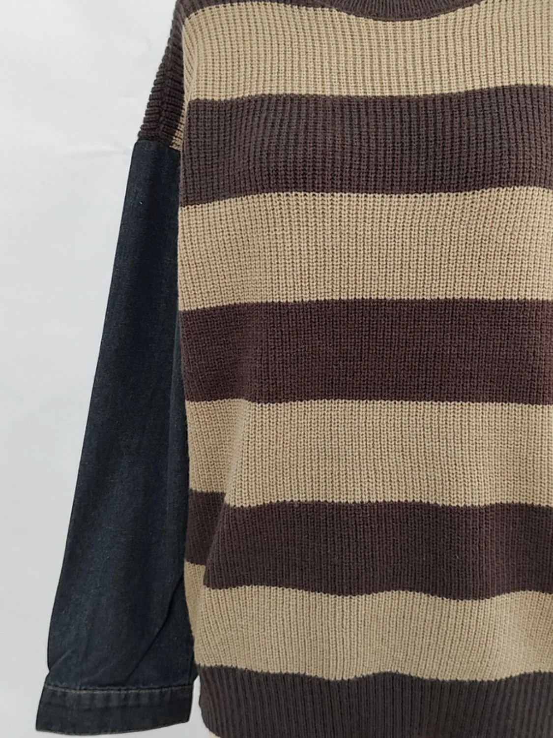 Contrast Round Neck Long Sleeve Sweater - Image 13