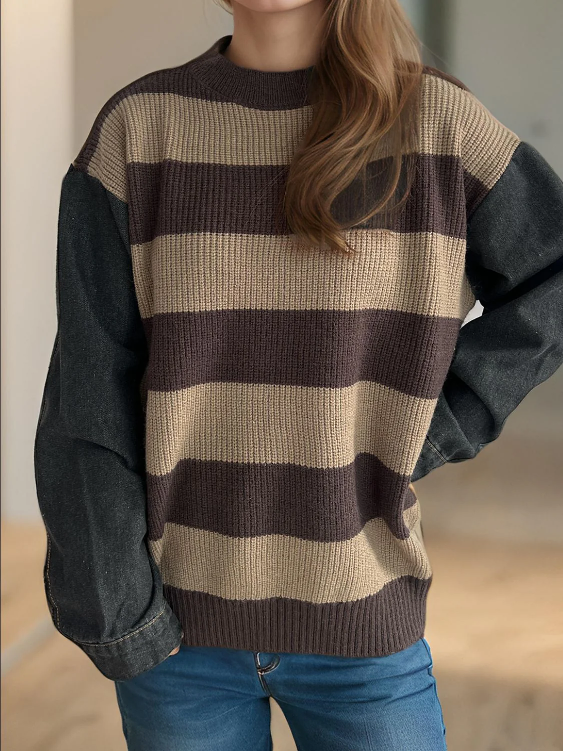 Contrast Round Neck Long Sleeve Sweater - Image 7