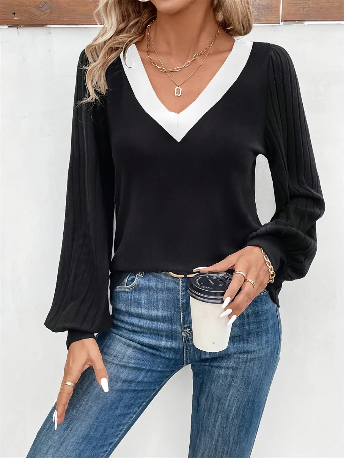 Contrast V-Neck Long Sleeve T-Shirt - Image 3