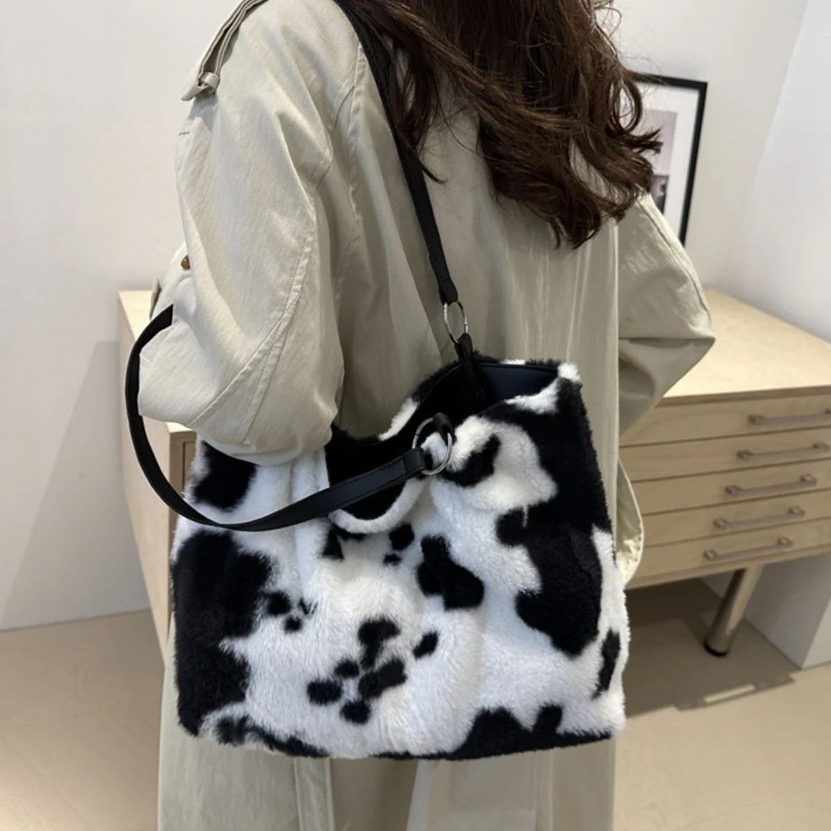 Cow Print Furry Tote Bag - Image 12