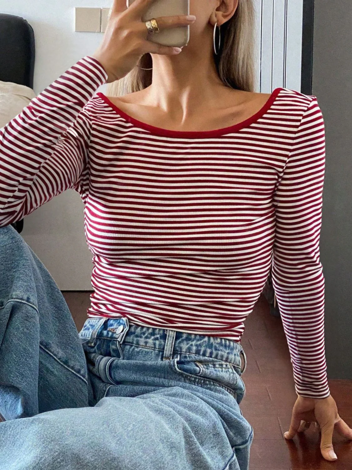 Devine Backless Striped Boat Neck Long Sleeve T-Shirt - Image 6
