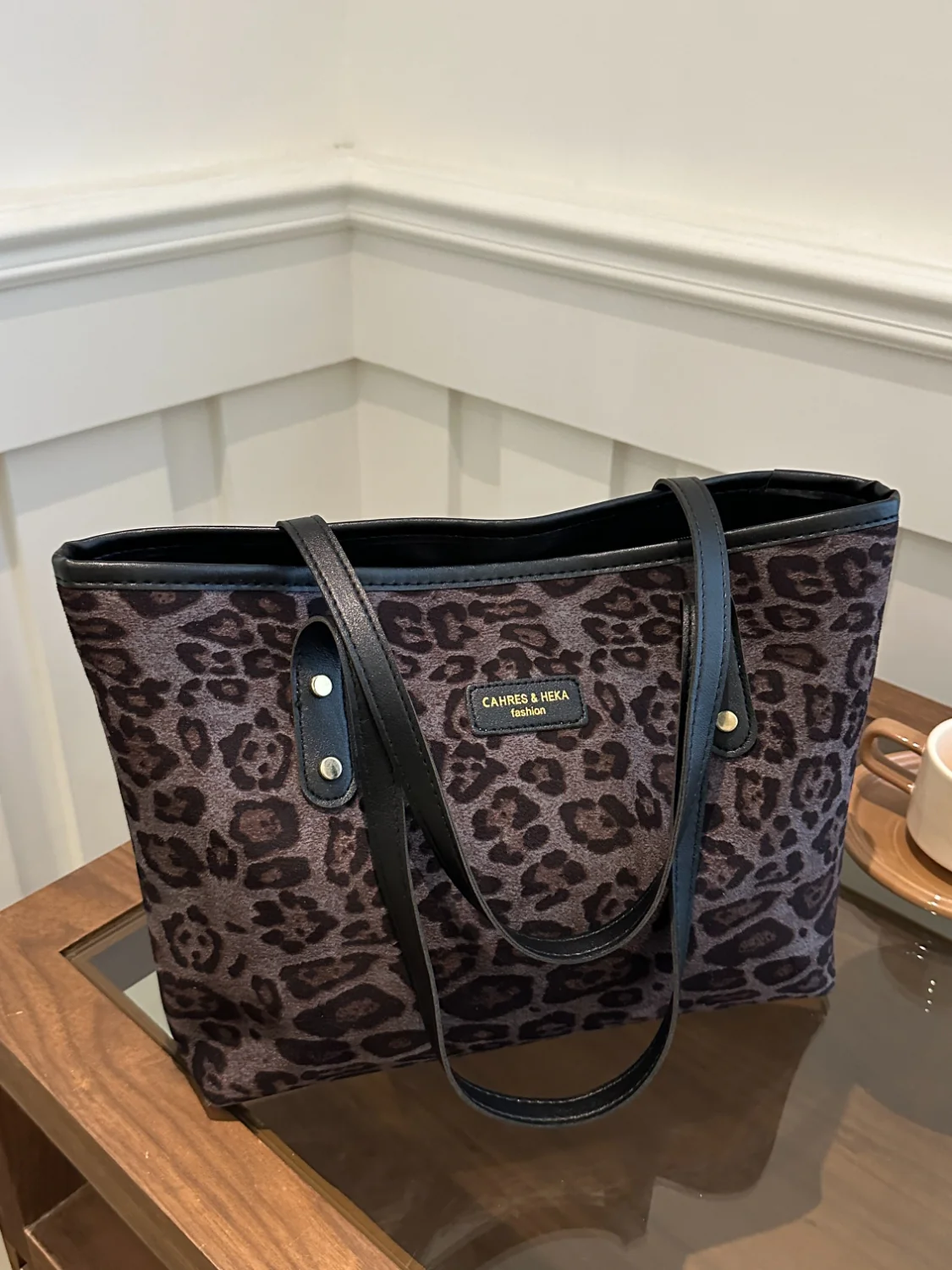 Leopard Polyester Tote Bag - Image 12