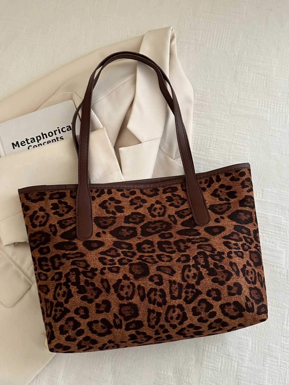 Leopard Polyester Tote Bag - Image 21