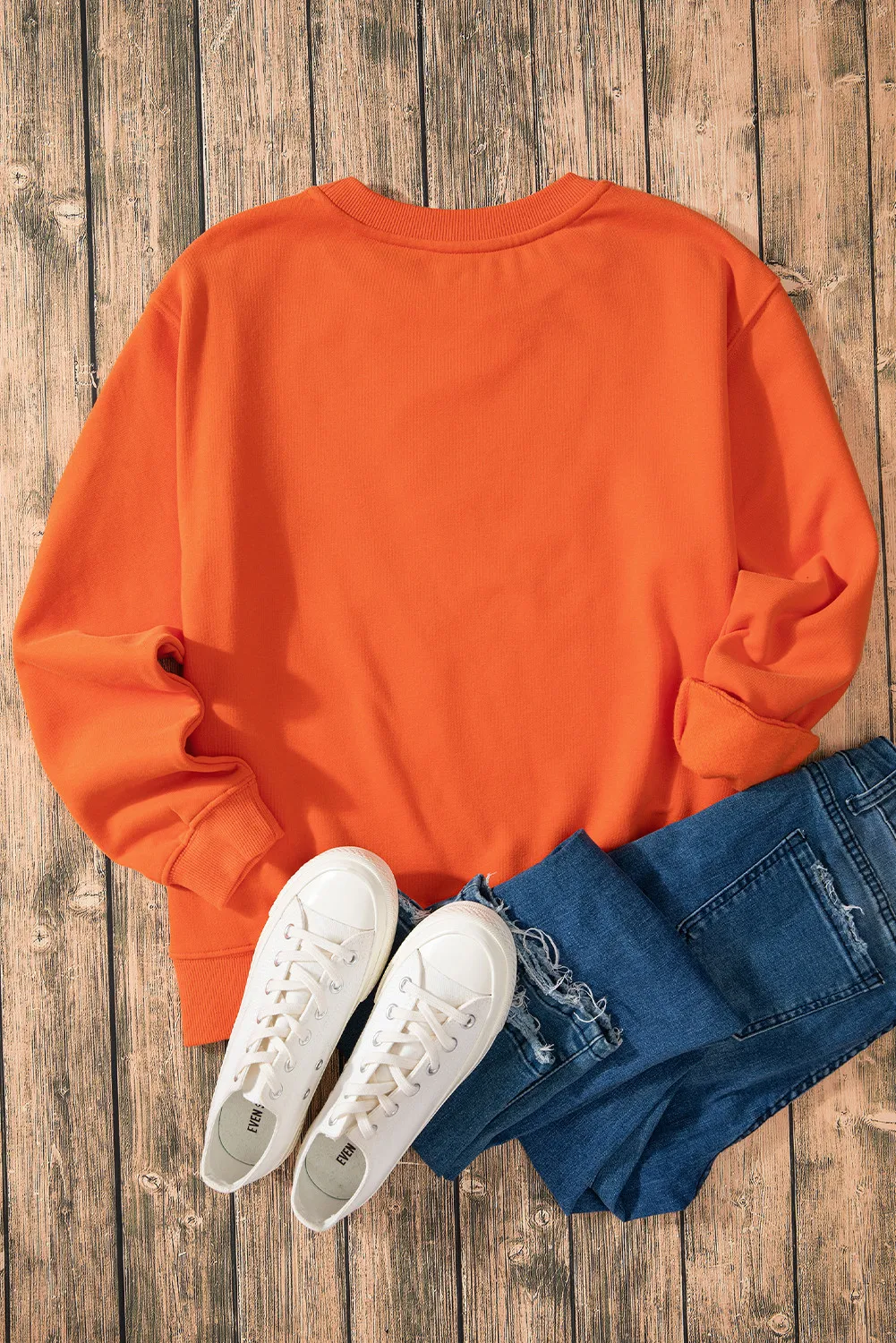 Letter Round Neck Long Sleeve Sweatshirt - Image 4