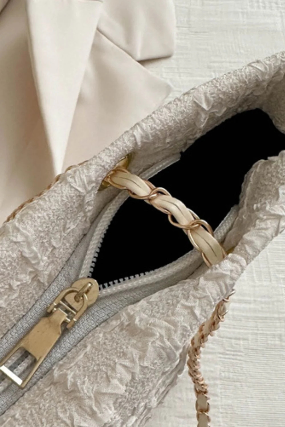 Polyester Texture Chain Tote bag - Image 3