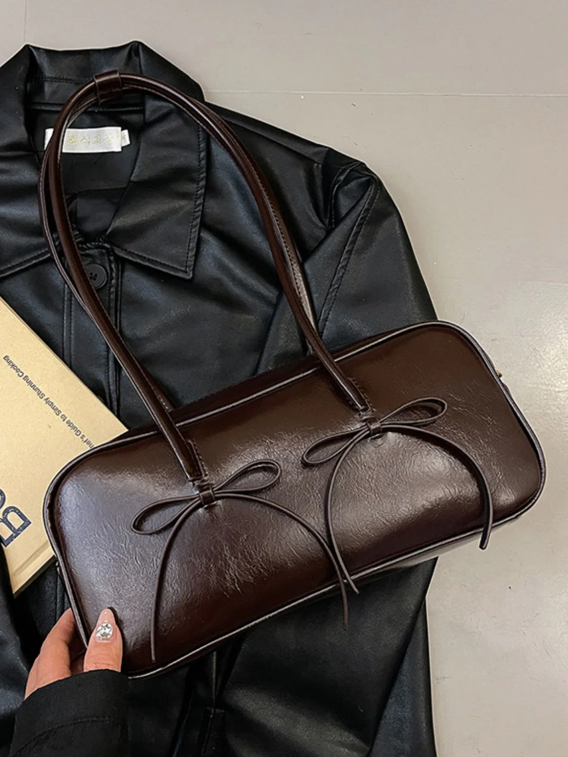 PU Leather Bow Trim Shoulder Bag - Image 4