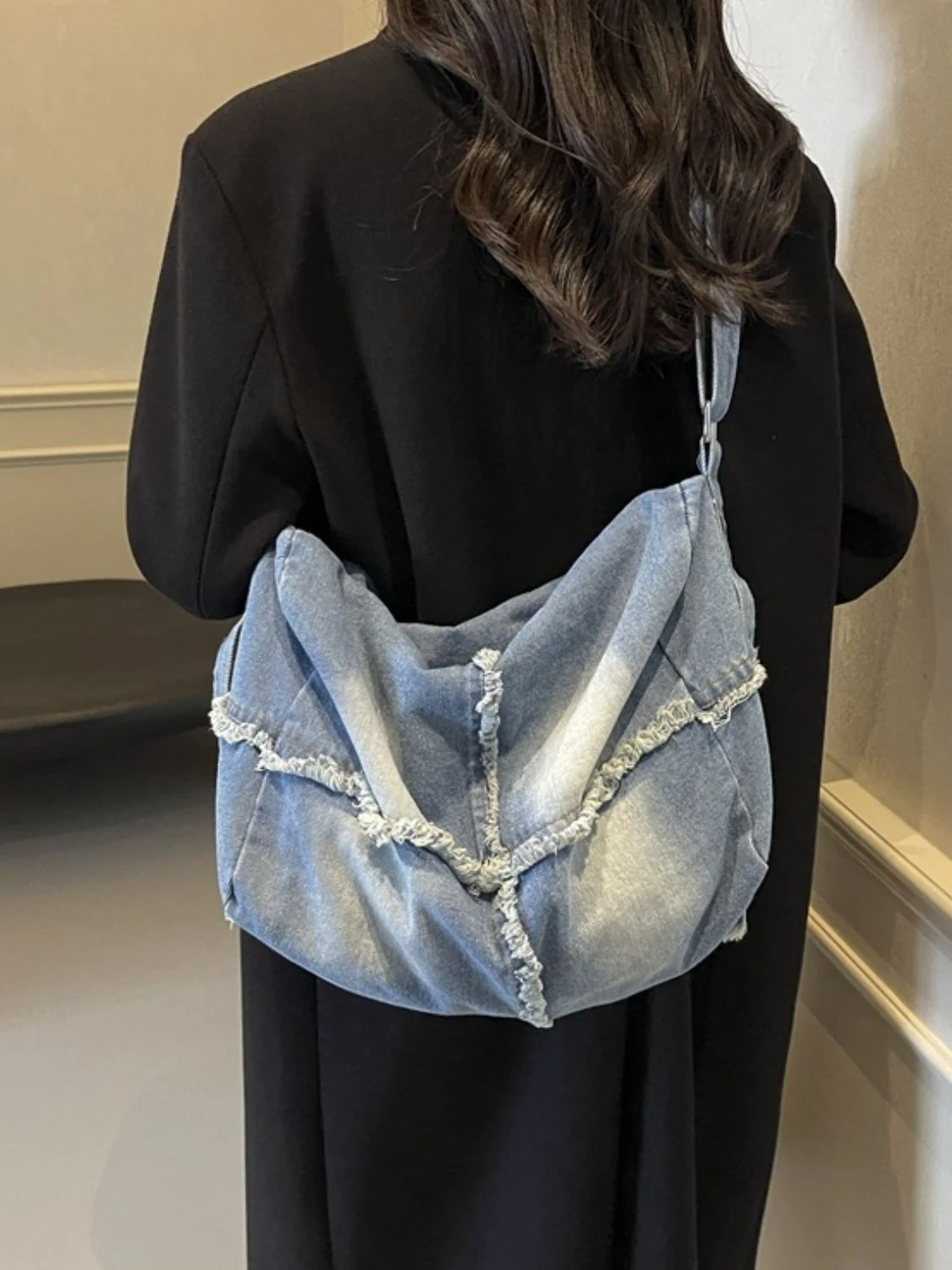 Raw Hem Gradient Crossbody Bag - Image 10