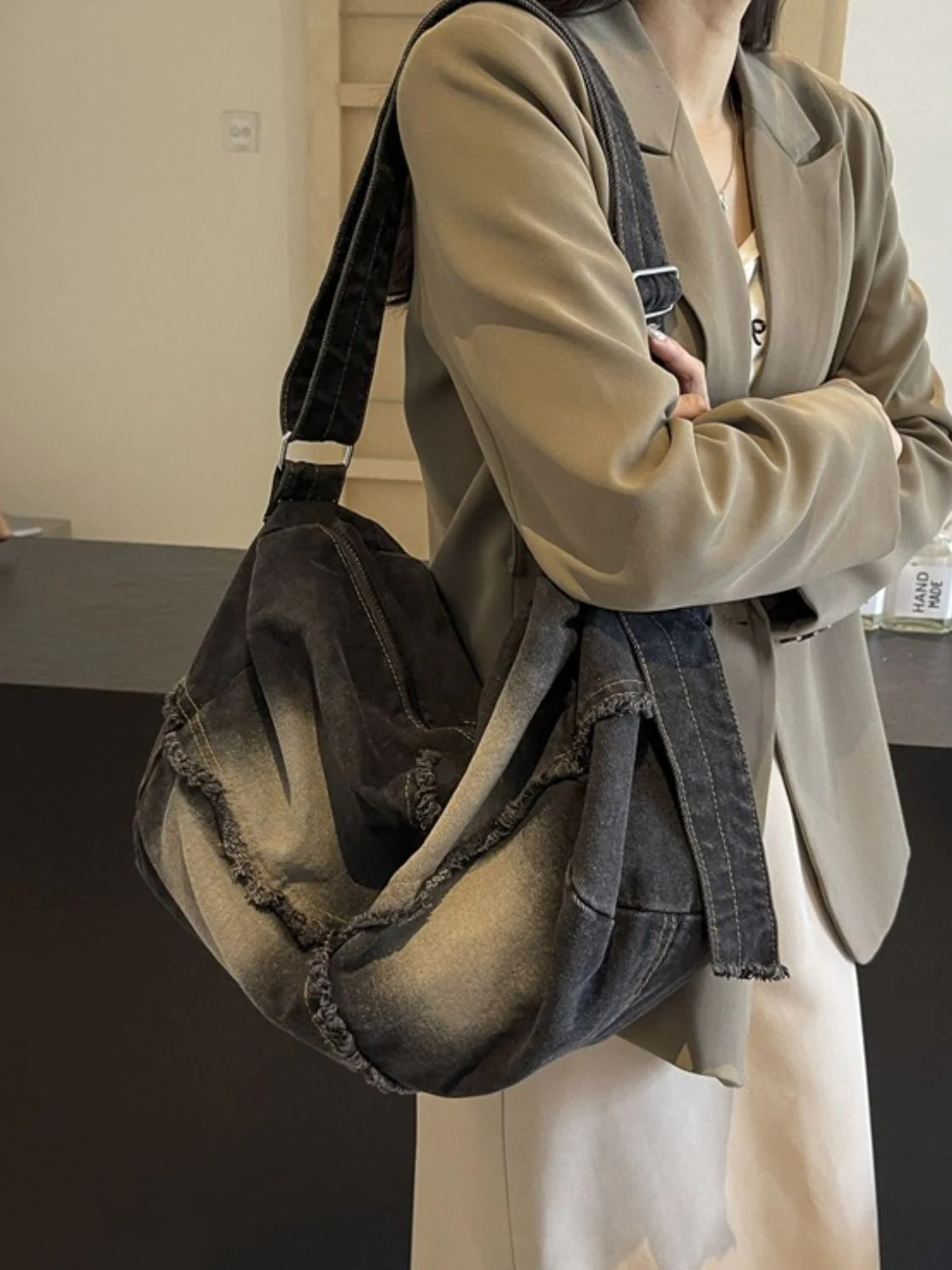 Raw Hem Gradient Crossbody Bag - Image 5