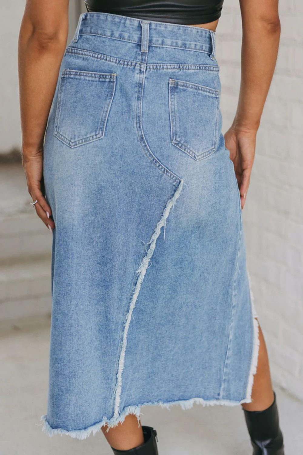 Raw Hem Slit Denim Skirt with Pockets - Image 3