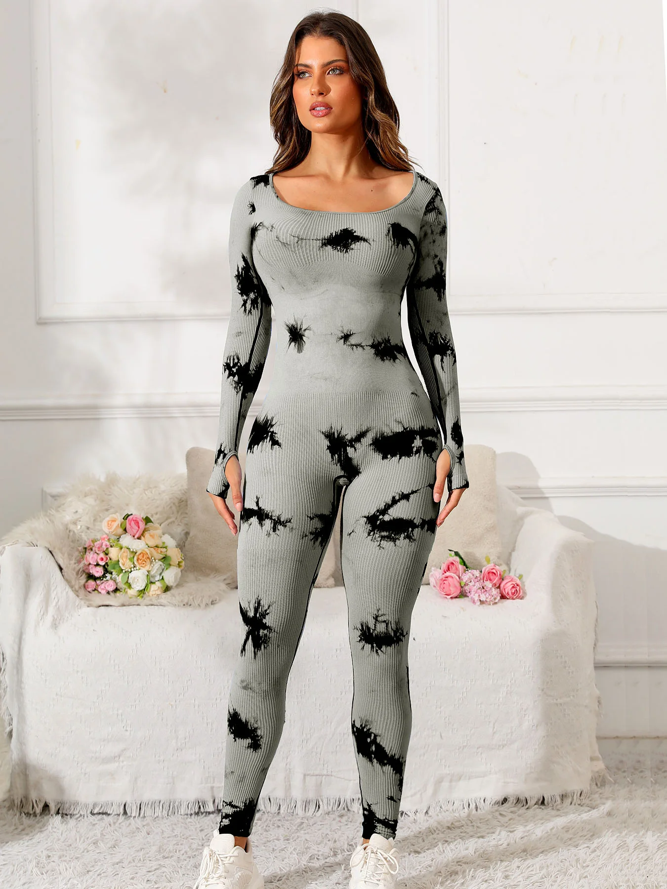 Scoop Neck Long Sleeve Active Jumpsuit - Image 7