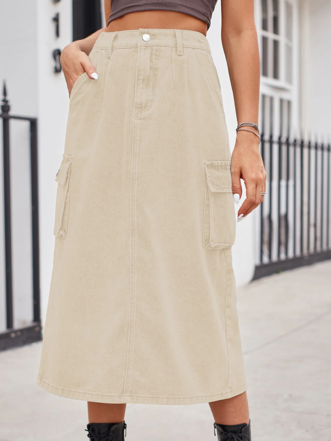 Slit Buttoned Denim Skirt with Pockets - Image 15
