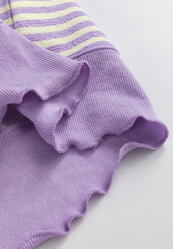 Striped Round Neck Long Sleeve Sweatshirt - Image 13