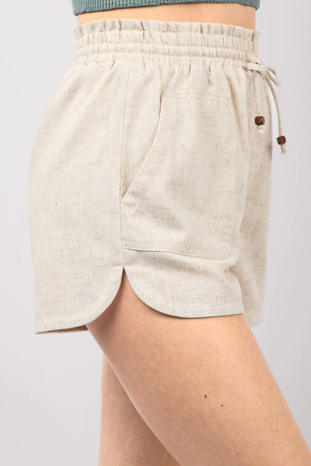 VERY J Drawstring Elastic Waist Linen Shorts - Image 3