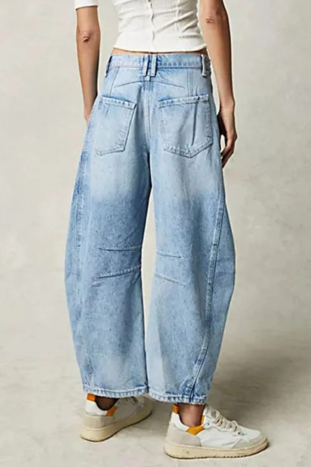 Wide Leg Jeans with Pockets - Image 12