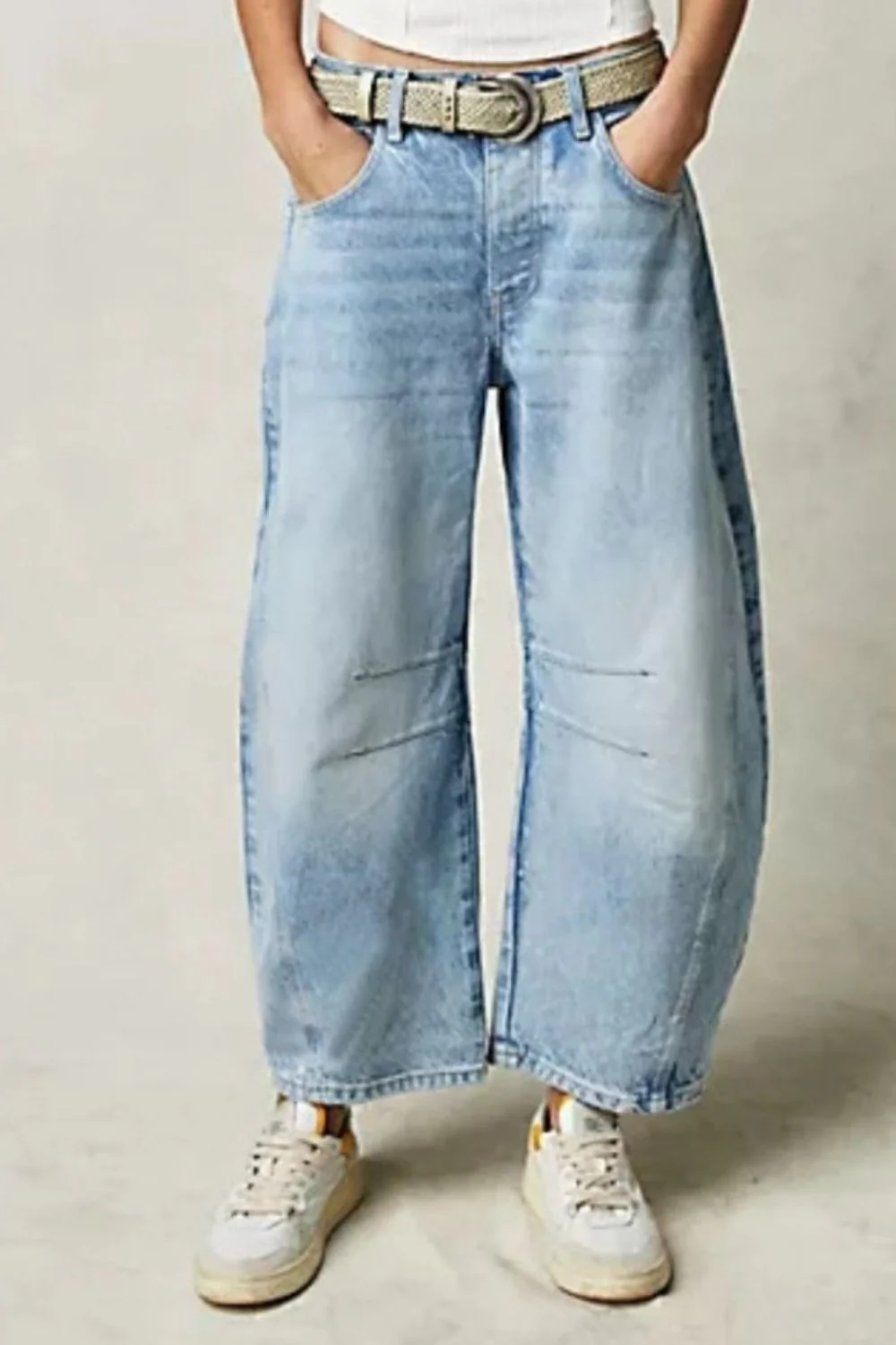 Wide Leg Jeans with Pockets - Image 13