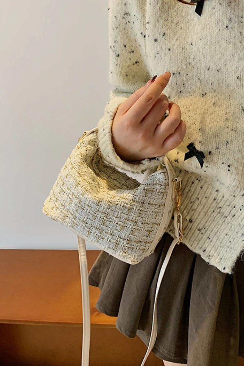 Woven Removable Strap Shoulder Bag - Image 7